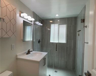 202 S Chevy Chase Drive - Photo Thumbnail 9