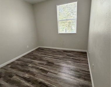 27932 John F Kennedy Drive - Photo Thumbnail 15