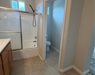27932 John F Kennedy Drive - Photo Thumbnail 13