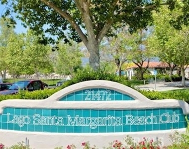 4 Via Solaz - Photo Thumbnail 22
