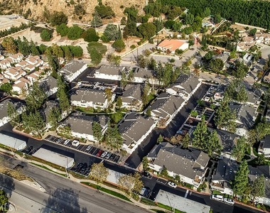 260 Evergreen Court - Photo Thumbnail 14