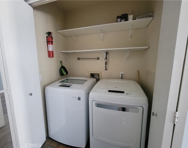260 Evergreen Court - Photo Thumbnail 8