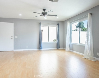 1216 S Cypress - Photo Thumbnail 3