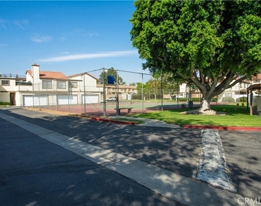 1216 S Cypress - Photo Thumbnail 19