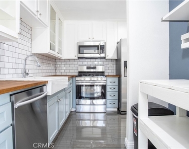 1216 S Cypress - Photo Thumbnail 5
