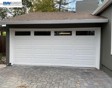 105 Roberta Ave - Photo Thumbnail 26