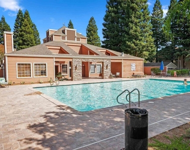 332 Eastridge Dr - Photo Thumbnail 36