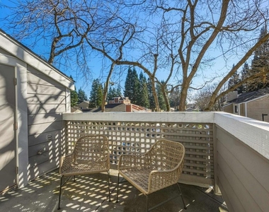 332 Eastridge Dr - Photo Thumbnail 16