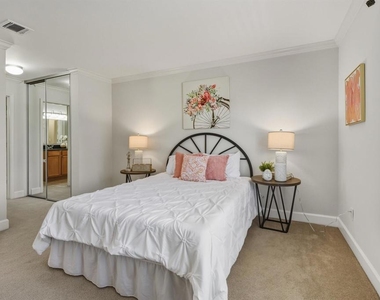 332 Eastridge Dr - Photo Thumbnail 31