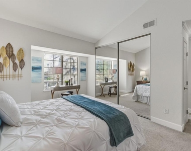 332 Eastridge Dr - Photo Thumbnail 25