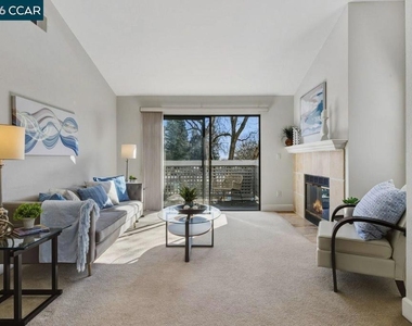 332 Eastridge Dr - Photo Thumbnail 8