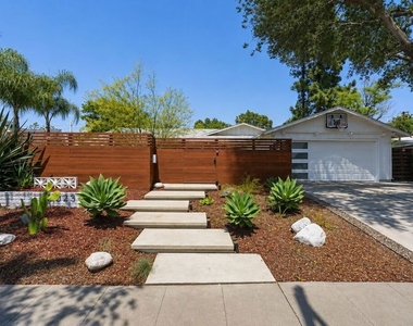 23023 Gainford Street - Photo Thumbnail 30