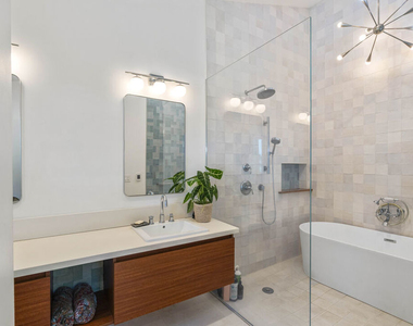 23023 Gainford Street - Photo Thumbnail 24
