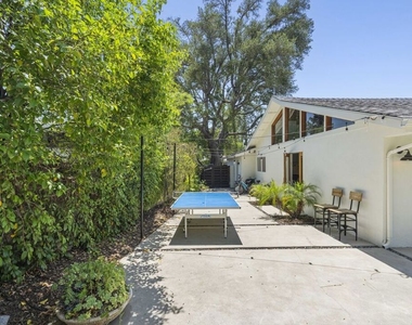 23023 Gainford Street - Photo Thumbnail 18
