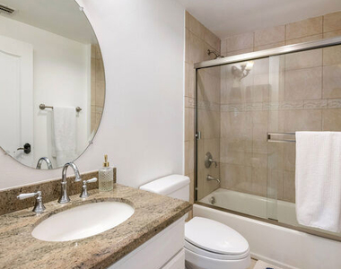 1135 Rexford Drive - Photo Thumbnail 21