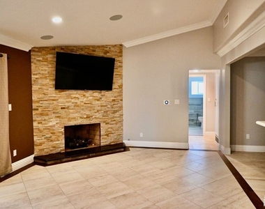 9716 Casaba Avenue - Photo Thumbnail 3