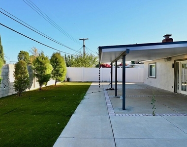 9716 Casaba Avenue - Photo Thumbnail 22
