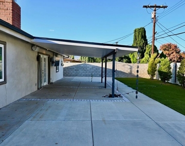 9716 Casaba Avenue - Photo Thumbnail 25