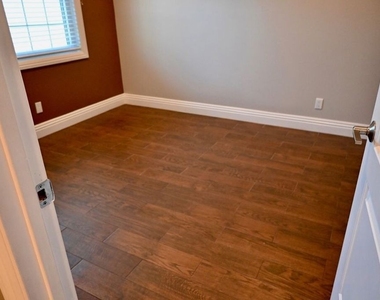 9716 Casaba Avenue - Photo Thumbnail 13