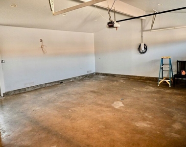 9716 Casaba Avenue - Photo Thumbnail 26