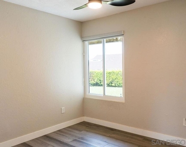 5985 Fennell Ave - Photo Thumbnail 12