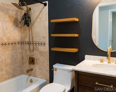 5985 Fennell Ave - Photo Thumbnail 8