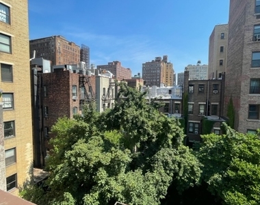 West 76th Street between Amsterdam and Columbus Avenue - Photo Thumbnail 9