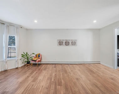 3 Embassy Road - Photo Thumbnail 3