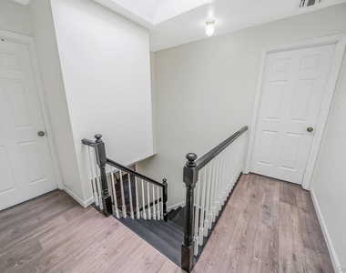 3 Embassy Road - Photo Thumbnail 26