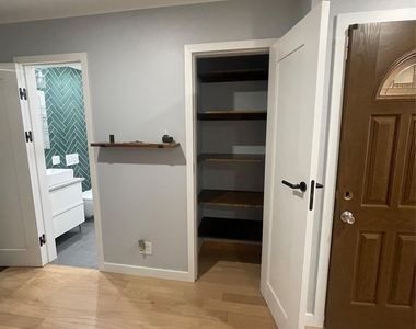 6160 56th Street - Photo Thumbnail 14