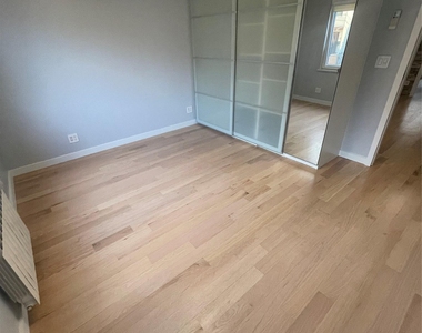 6160 56th Street - Photo Thumbnail 12