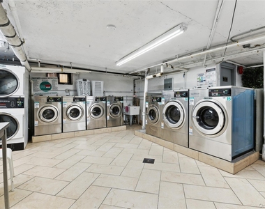 37-21 80 Street - Photo Thumbnail 6