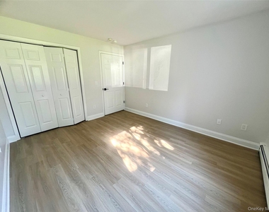 25 Ruth Court - Photo Thumbnail 7