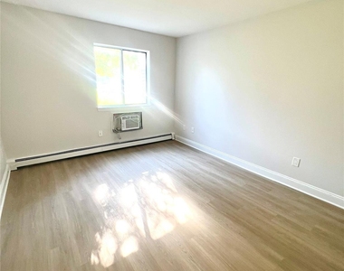 25 Ruth Court - Photo Thumbnail 6