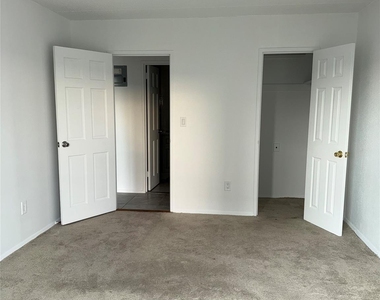 1116 Warburton Avenue - Photo Thumbnail 3