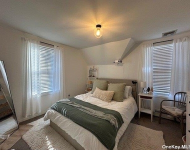 20 Dewey Street - Photo Thumbnail 5