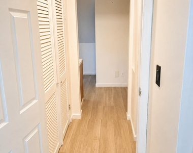 361 Twin S Lane - Photo Thumbnail 2