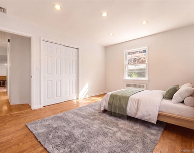 269 Woodlands Ave - Photo Thumbnail 15