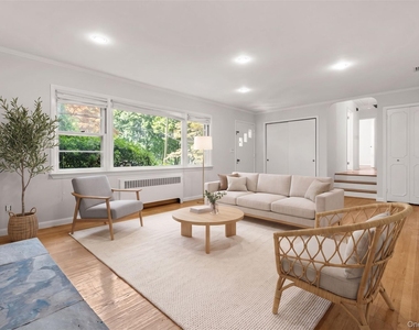 269 Woodlands Ave - Photo Thumbnail 4