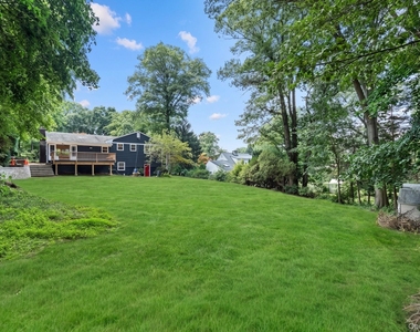 269 Woodlands Ave - Photo Thumbnail 22