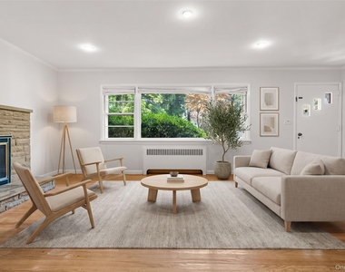 269 Woodlands Ave - Photo Thumbnail 6