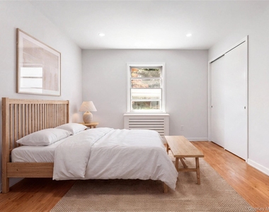 269 Woodlands Ave - Photo Thumbnail 16