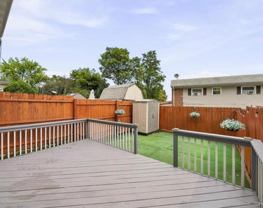 71 Roosevelt Drive - Photo Thumbnail 28