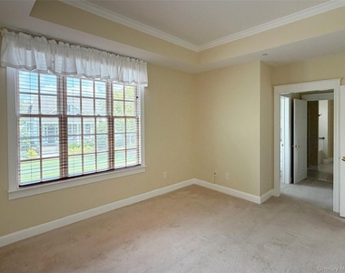 19 Cropsey Street - Photo Thumbnail 14