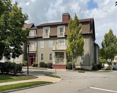 19 Cropsey Street - Photo Thumbnail 2