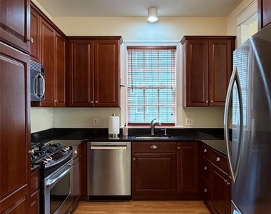 19 Cropsey Street - Photo Thumbnail 9
