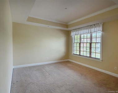 19 Cropsey Street - Photo Thumbnail 13