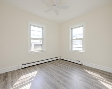 18 Watkins Street - Photo Thumbnail 8