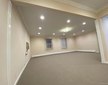 60 Stoner Avenue - Photo Thumbnail 4