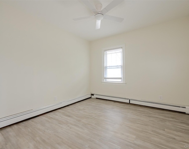 18 Watkins Street - Photo Thumbnail 4
